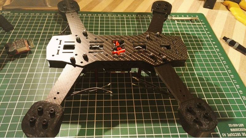 Сборка и настройка FPV-дронов под задачи заказчика